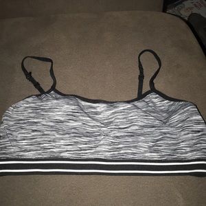 Sports bra